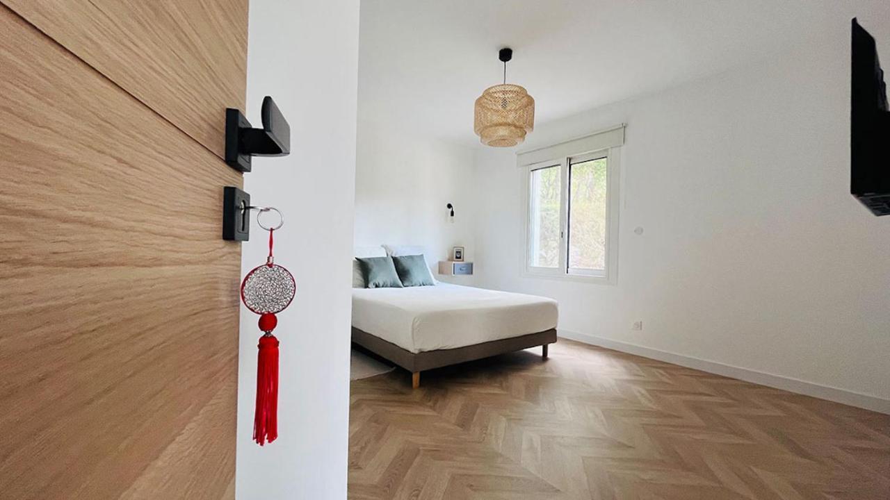 Villa Holistika : Bed And Breakfast / Pool / Air Conditioning/ Mont Faron Toulon Exterior foto